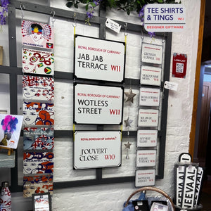 Large and mini metal signs display 